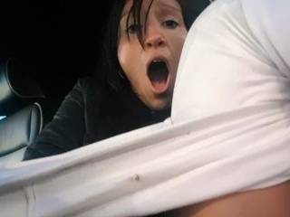 Порно молодые кончить в рот